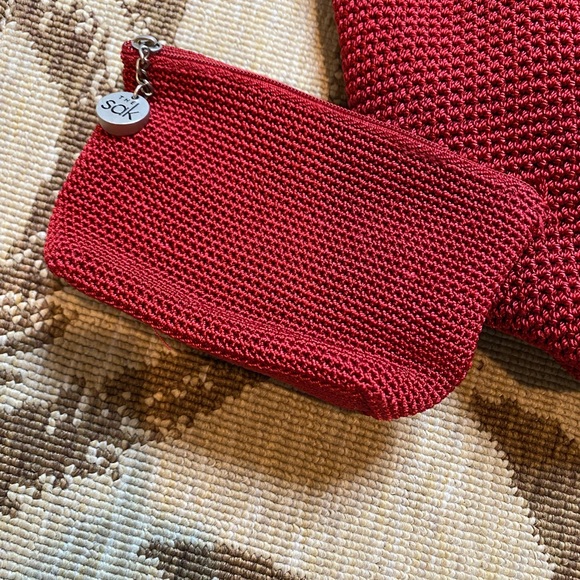 Deep Red ‘The Sak’ Crochet Shoulder Bag Set - Picture 5 of 13